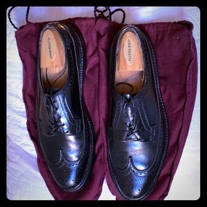 Dress shoes